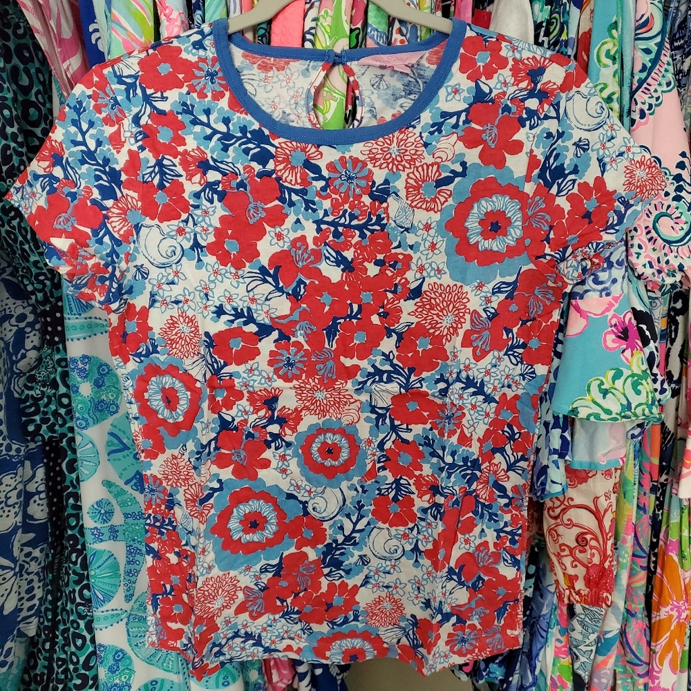 *SOLD* Lilly Pulitzer Floral Tee